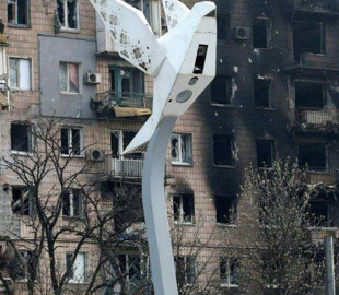 Студентку та екс-депутата міськради підозрюють у роботі на російських окупантів