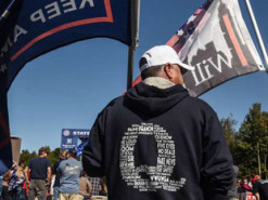 Социальная сеть Facebook заблокировала аккаунты известной теории заговора