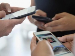 В поставляемых американскими компаниями телефонах выявлена опасная уязвимость