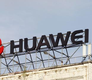 От Huawei отворачиваются крупнейшие компании мира