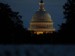 Сенат США розглядає пакет ініціатив щодо зниження інфляції на 400 млрд доларів