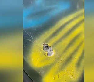 «Партизани» в окупованому Криму шкодять автівки із симовлікою «Z»