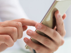 Пʼять правил. Як безпечно користуватися телефоном під час війни