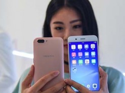 Oppo запатентовала складные смартфоны