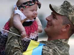 Мобілізація триває: кого з батьків та опікунів дітей не можуть забрати до армії