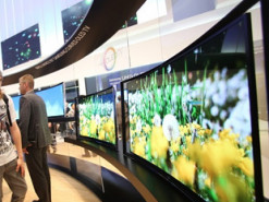 Samsung увеличит производство OLED-панелей