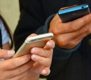 Как правильно заряжать смартфон: 3 обязательных правила