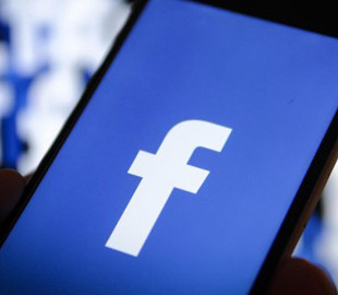 В работе Facebook снова произошел масштабный сбой