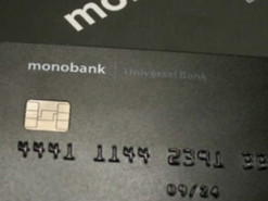 Клієнт Monobank поскаржився на помилкове списання грошей: що відповів банк