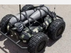 Українські розробники представили бойових роботів для ЗСУ, що несуть 100 кг вибухівки