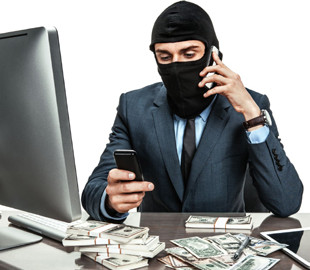 «Допомога від президента»: «ПриватБанк» попереджає про черговий вид шахрайства