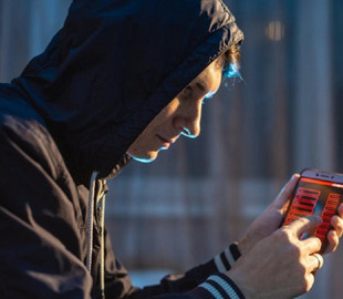 Эксперты выявили новое шпионское ПО, взламывающее iPhone