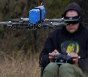Україна різко поліпшила ефективність ударів своїх FPV-дронів: Le Monde пояснило причину