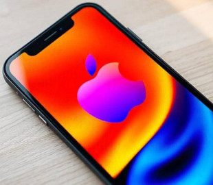Apple знову критикують за оманливі заголовки, створені ШІ