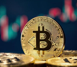 Bitcoin різко впав після удару по Ірану