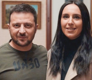 Джамала показала фото із зустрічі із Зеленським і зізналася, що зворушило її до сліз