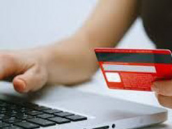 Шахраї видурили у жінок понад 95 000 гривень через фальшиві виплати