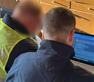 Учитель з Чернівців повідомляв про замінування шкіл, щоб не ходити на роботу