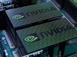 Нейросеть от Nvidia научилась удалять с фотографий шумы и надписи