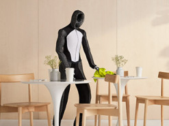 У Норвегії представили робота-дворецького NEO для домашнього використання