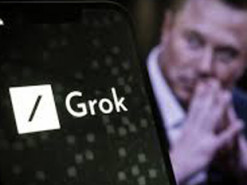 Ілон Маск хоче створити власний смартфон Grok