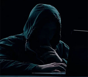 Хакер, який працював на спецслужби, назвав головну загрозу в інтернеті