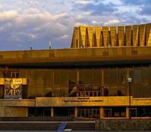 Одесская Музкомедия на выходных будет транслировать онлайн-представления