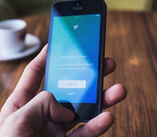 Twitter тестирует инструмент против дезинформации в постах