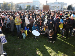 У Херсоні розгорнули перші базові станції мобільного зв'язку