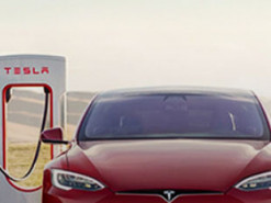 Tesla запідозрили у брехні. Гібридний Lexus виявився економічнішим Model 3