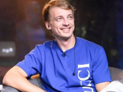 Kalush Orchestra рассказали об украинце, выкупившем их кубок за $900 тысяч