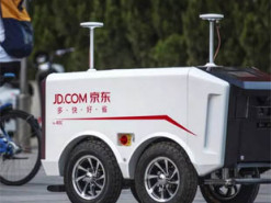 Китай начал заменять людей роботами на производстве из-за коронавируса