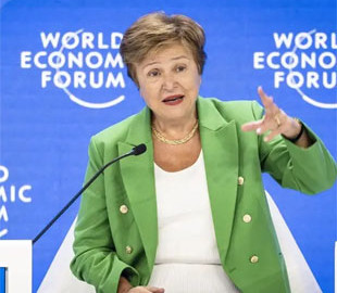 Глава МВФ у Давосі заявила про “цунамі” штучного інтелекту, що насувається на ринок праці