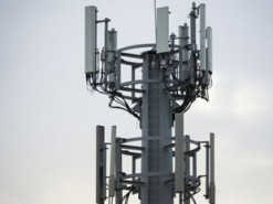 Враг использует средства радиоэлектронной борьбы для "глушения" абонентов, - Госспецсвязи 