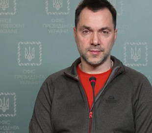 Олексій Арестович зізнався, що заробляє на YouTube десятки тисяч доларів: куди він їх витрачає