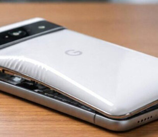 Google звинуватила зарядку Samsung у проблемах з акумулятором Pixel