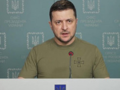 Зеленський відповів на петицію про заборону видачі повісток на вулиці, блокпостах та АЗС