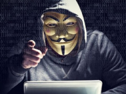 В Anonymous заперечили, що знищення даних Росавіації – їхня заслуга