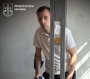 Суд залишив під вартою організатора виставки зброї на Київщині, яку росіяни атакували балістикою
