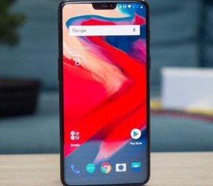 Эксперт назвал лучшие смартфоны 2018 года