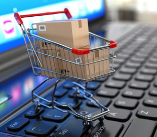 Жители ОРДО жалуются, что фейковая "Почта Донбасса" ворует их посылки, обманом заказанные в Интернете