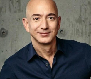 Глава Amazon має намір залучити штучний інтелект до знищення Google