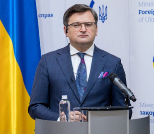 Кулеба вимагає відключити Сбербанк від SWIFT