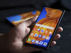 Huawei поднимает цены на смартфоны из-за американских санкций