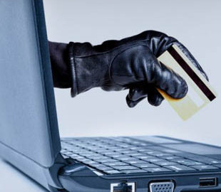 Мошенники под видом ПриватБанка заманивают украинцев: предлагают 4 тысячи грн