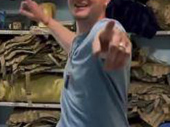 Танцующая терроборона: Андрей Хлывнюк показал на видео, как поднимает боевой дух