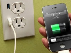 Эксперты рассказали об опасности использования смартфона при его зарядке