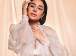 У романтичній сукні з корсетом: Злата Огнєвіч у ніжному образі презентувала нову пісню