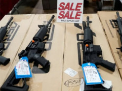 Культова зброя США: що відомо про гвинтівку AR-15, з якої стріляли в Трампа