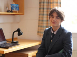 Український школяр придбає дім для матері після продажу сервера Minecraft